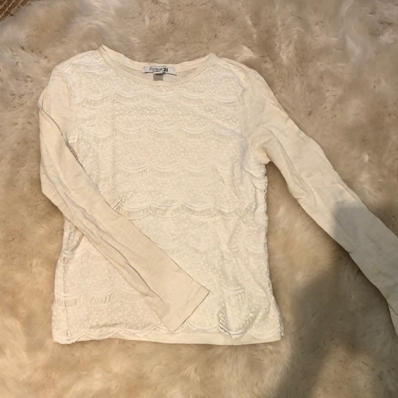 Forever 21 Tops - FOREVER 21 LACE LONG SLEEVE TOP